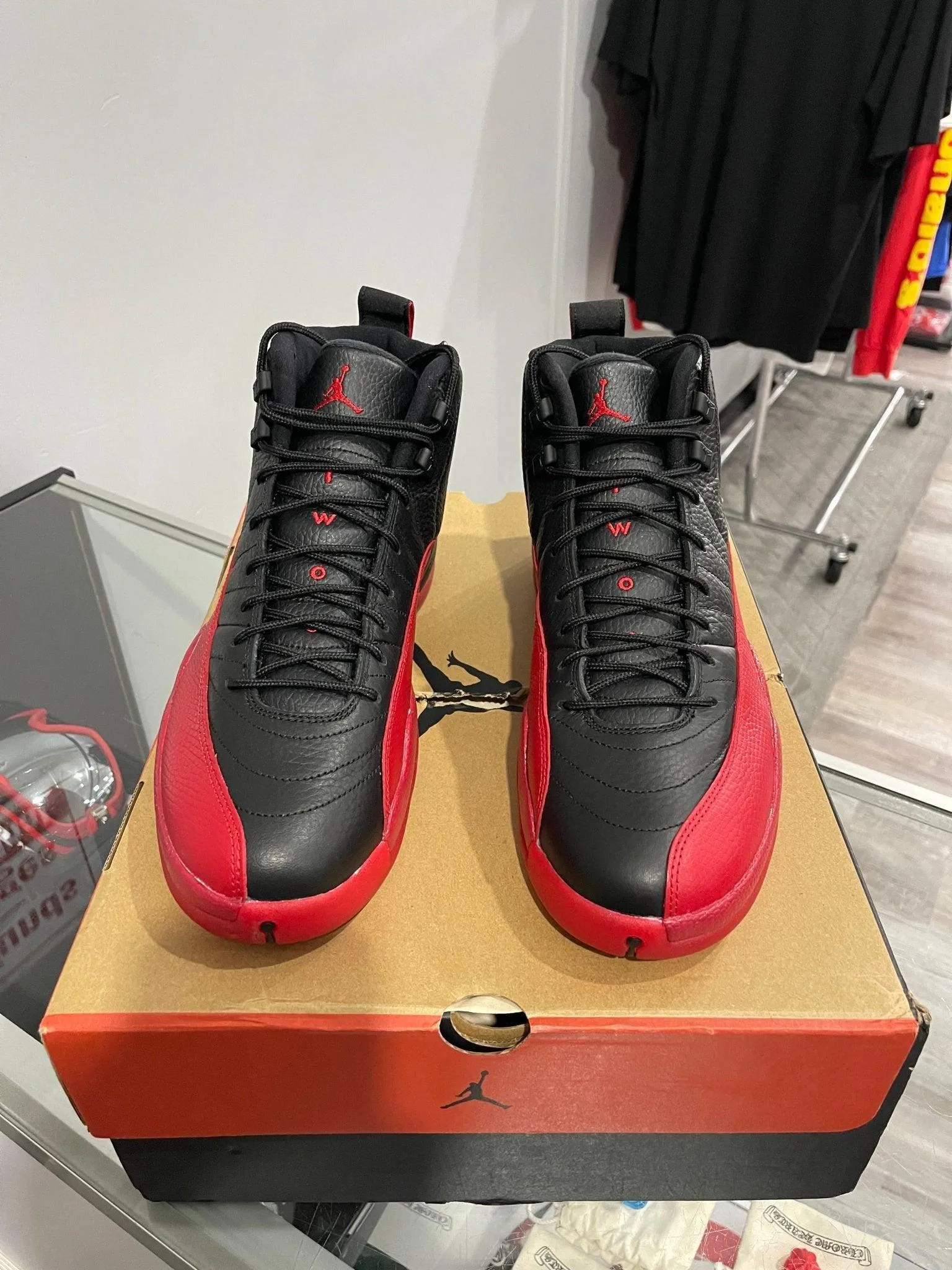 Air Jordan 12 Retro Flu Game (2016) (Damaged Box)