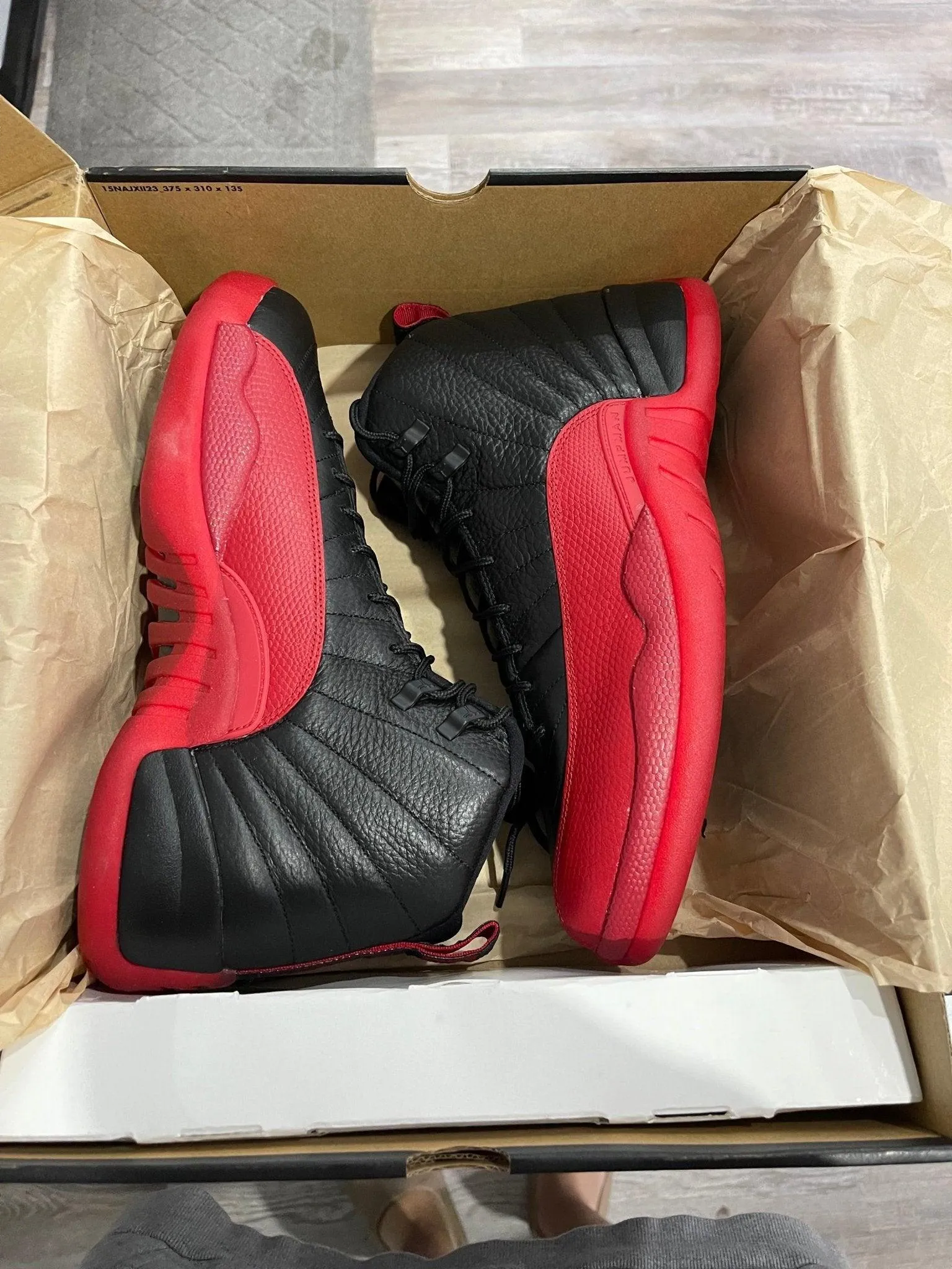 Air Jordan 12 Retro Flu Game (2016) (Damaged Box)