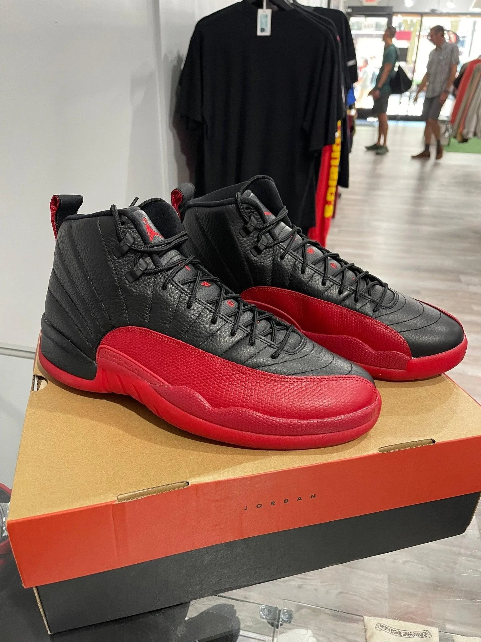 Air Jordan 12 Retro Flu Game (2016) (Damaged Box)