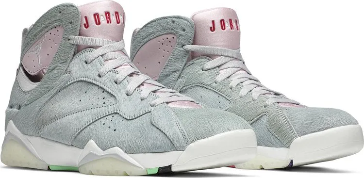 Air Jordan 7 Retro SE Hare 2.0 sneakers, gray