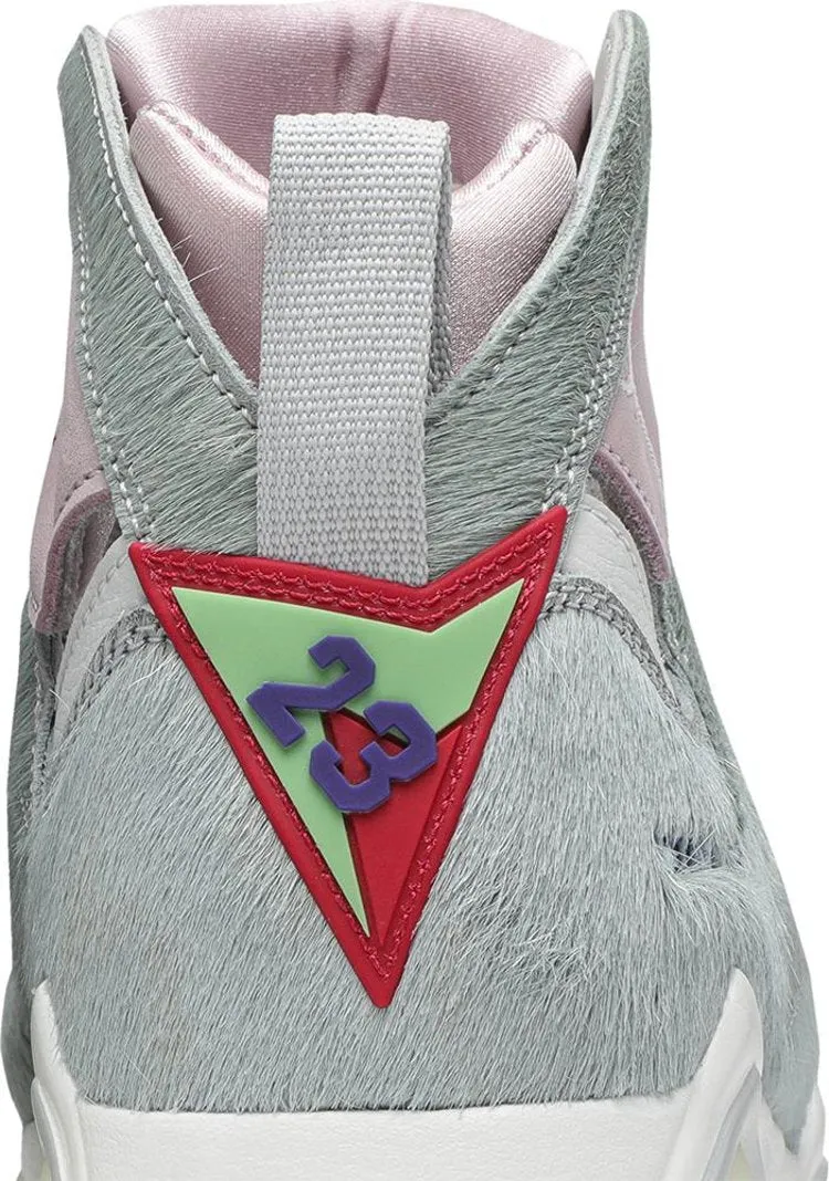 Air Jordan 7 Retro SE Hare 2.0 sneakers, gray