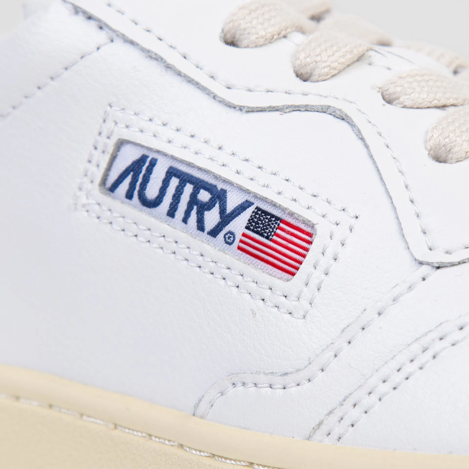 AUTRY SNEAKERS MEDALIST LOW AULW-LL 15