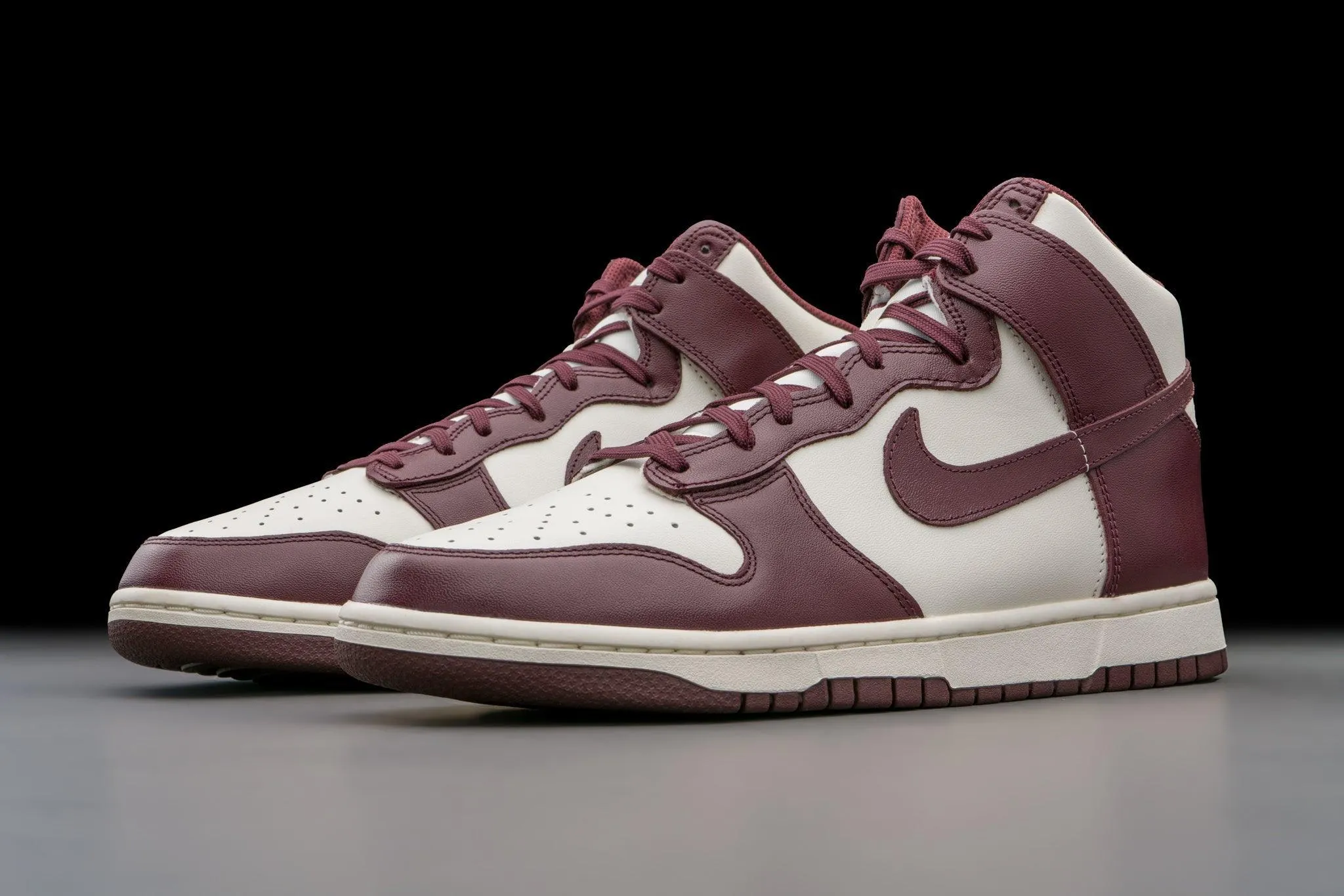 Nike Dunk High Burgundy Crush (W)