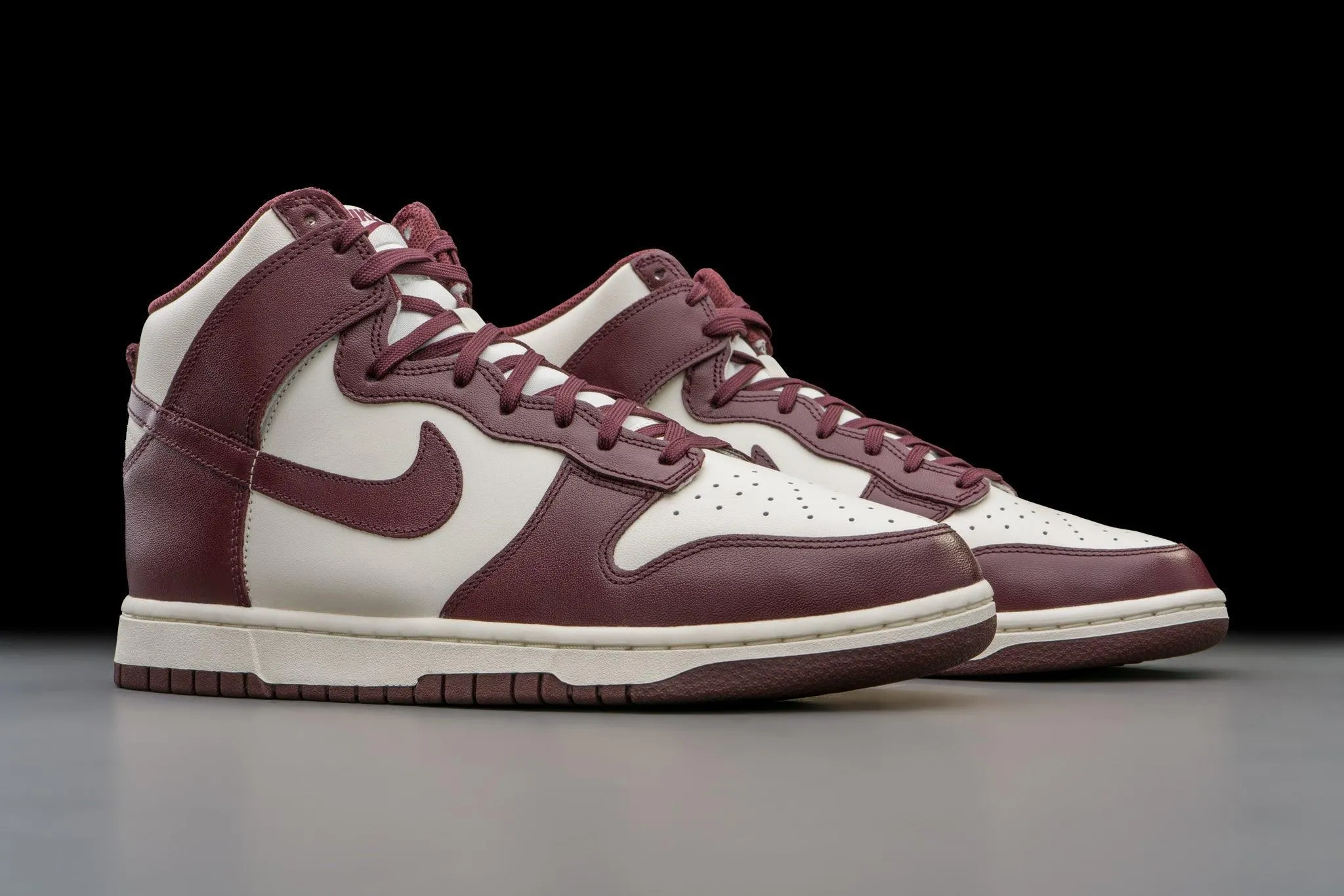 Nike Dunk High Burgundy Crush (W)