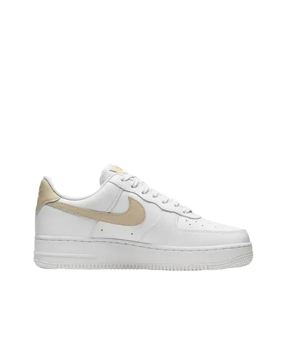 Nike scarpa sneakers da donna Air Force 1 '07 Essential CZ0270-105 bianco-rattan