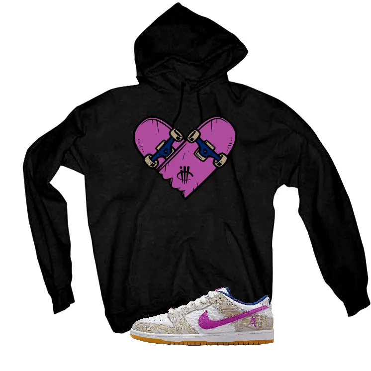 Rayssa Leal's Nike SB Dunk | illcurrency Black T-Shirt (Skateboard Heart)