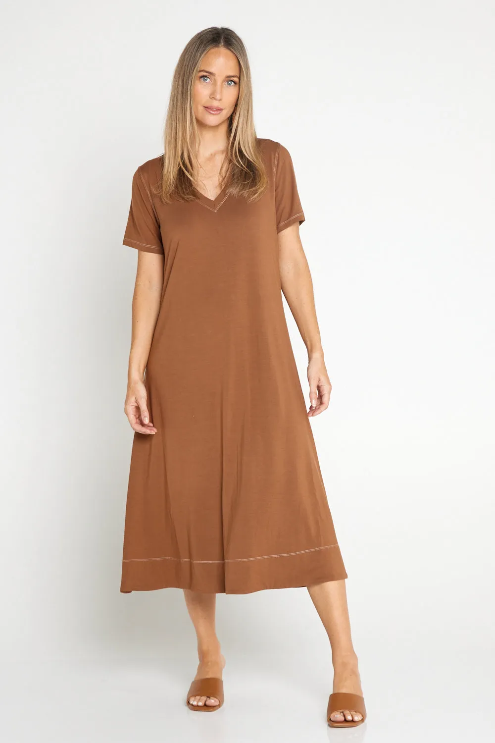 Short Sleeve Contrast Stitch Dress - Mocha