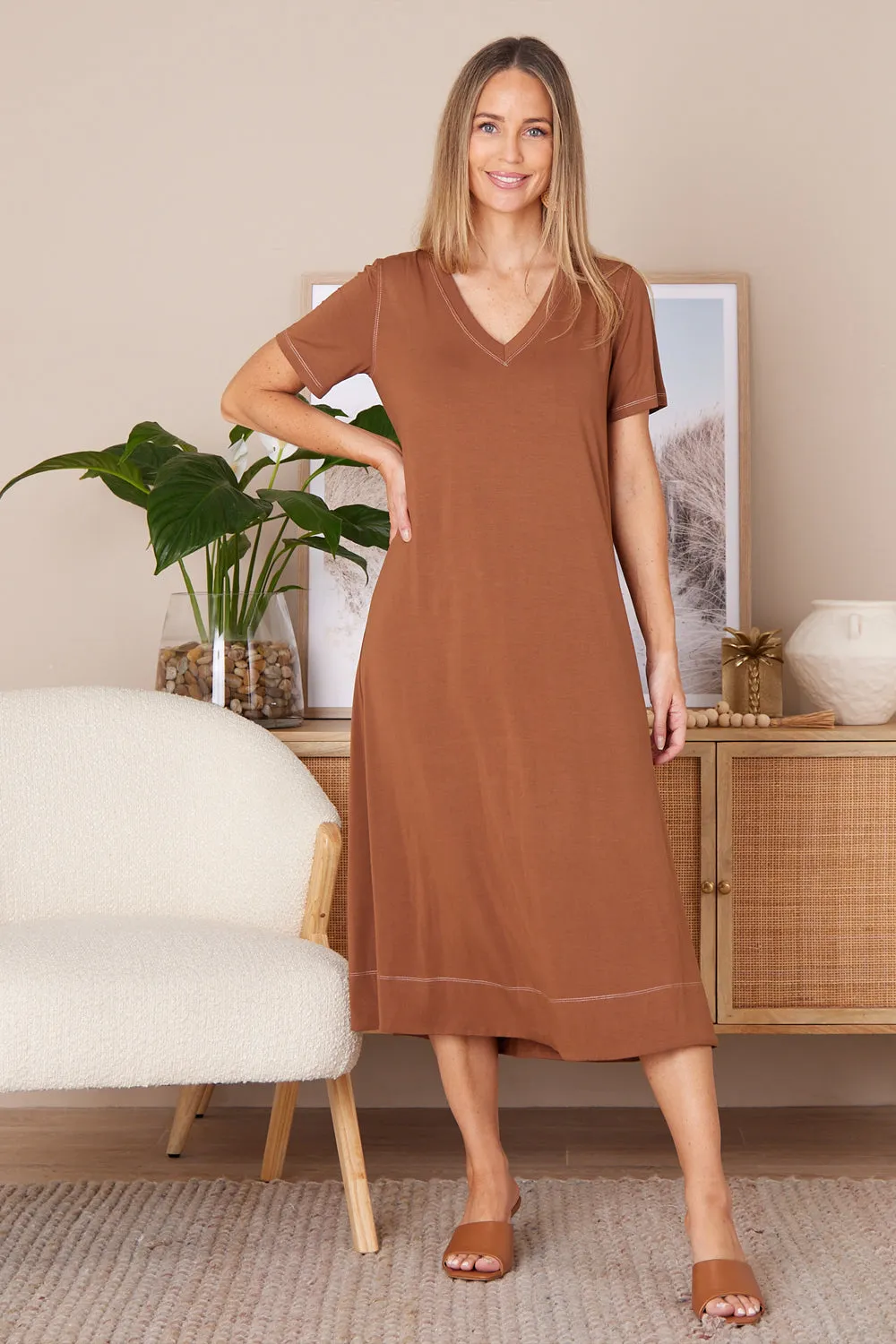 Short Sleeve Contrast Stitch Dress - Mocha