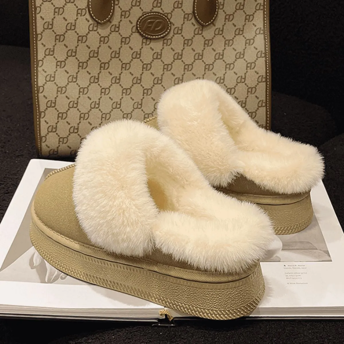 Suede Faux Fur Round Toe Platform Slippers