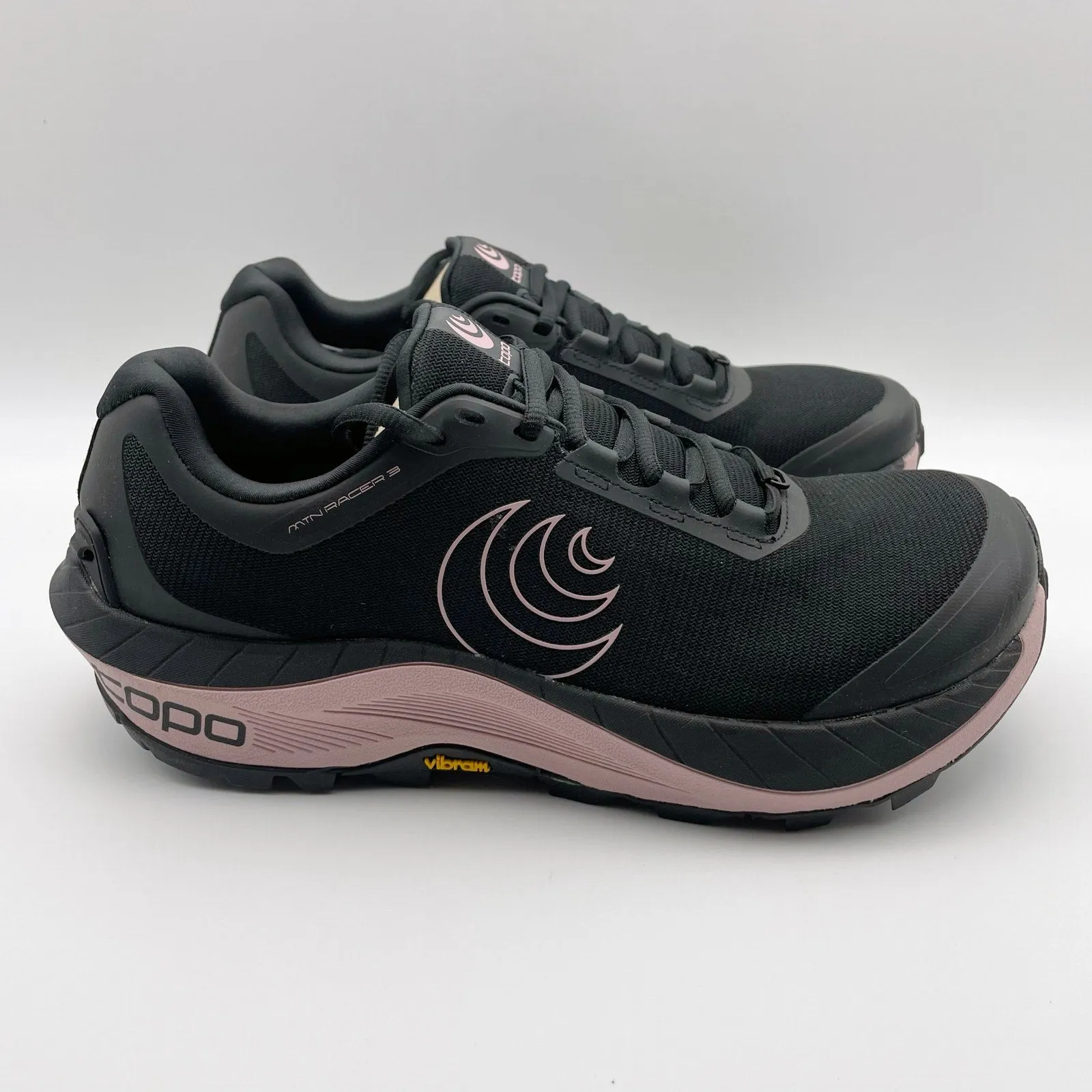 Topo Athletic Women's MTN Racer 3 Sneakers US 8.5 EU 40 Black Trail Running