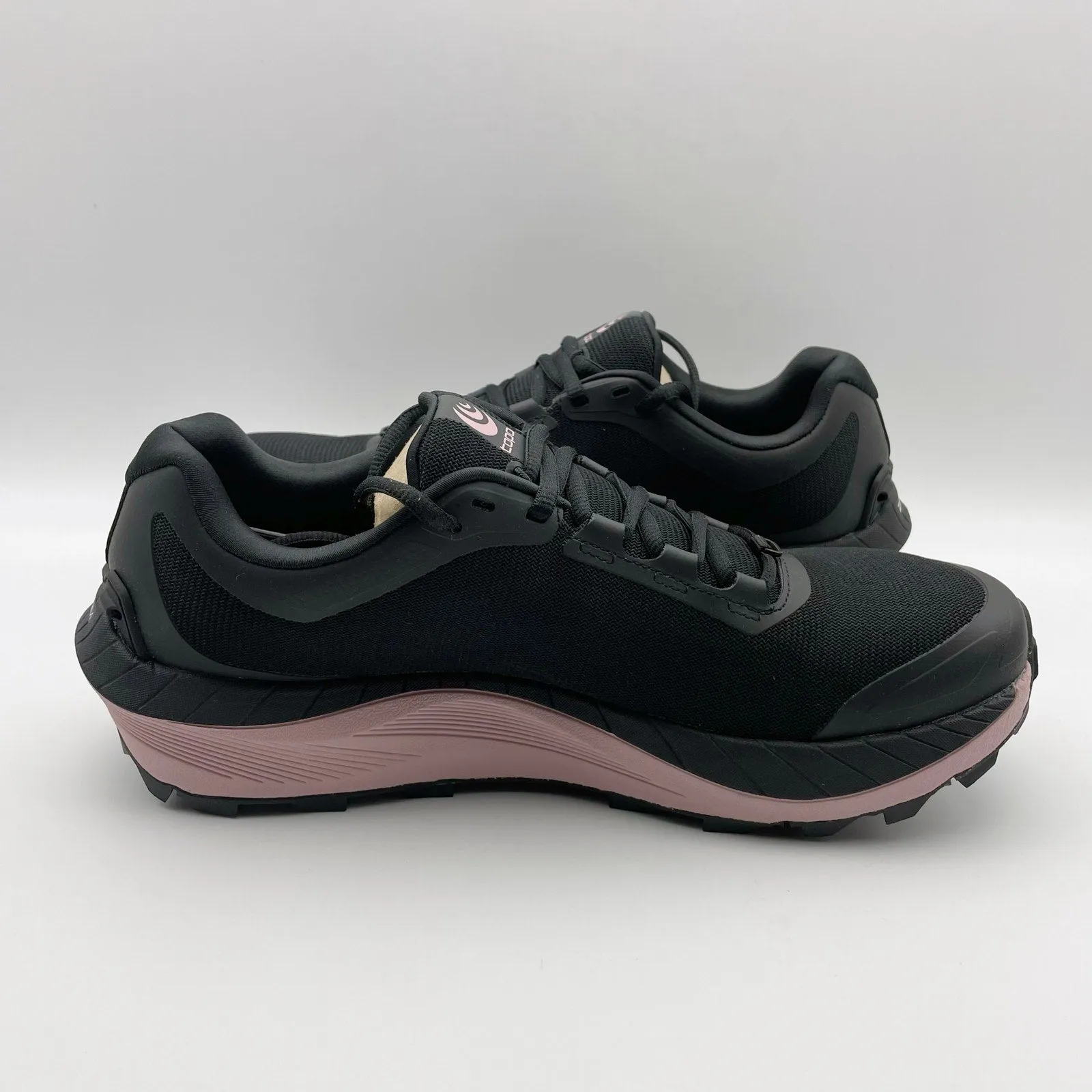 Topo Athletic Women's MTN Racer 3 Sneakers US 8.5 EU 40 Black Trail Running