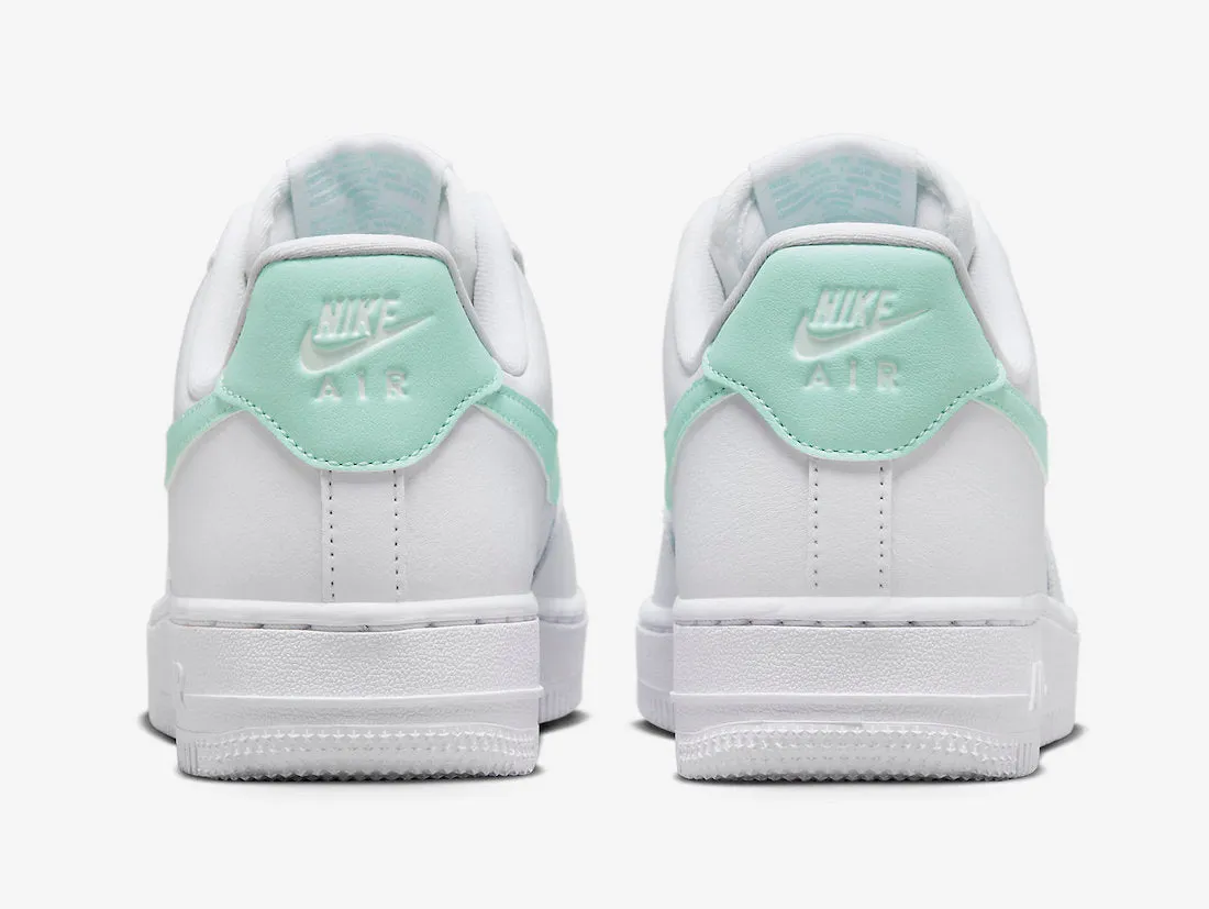 Women's Nike Air Force 1 '07 White Jade Ice DD8959-113